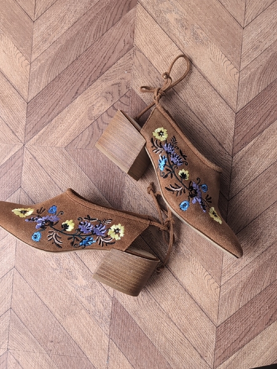 Sbicca Shoes - Sbicca Brown Suede Embroidered Floral Block Heel Mules